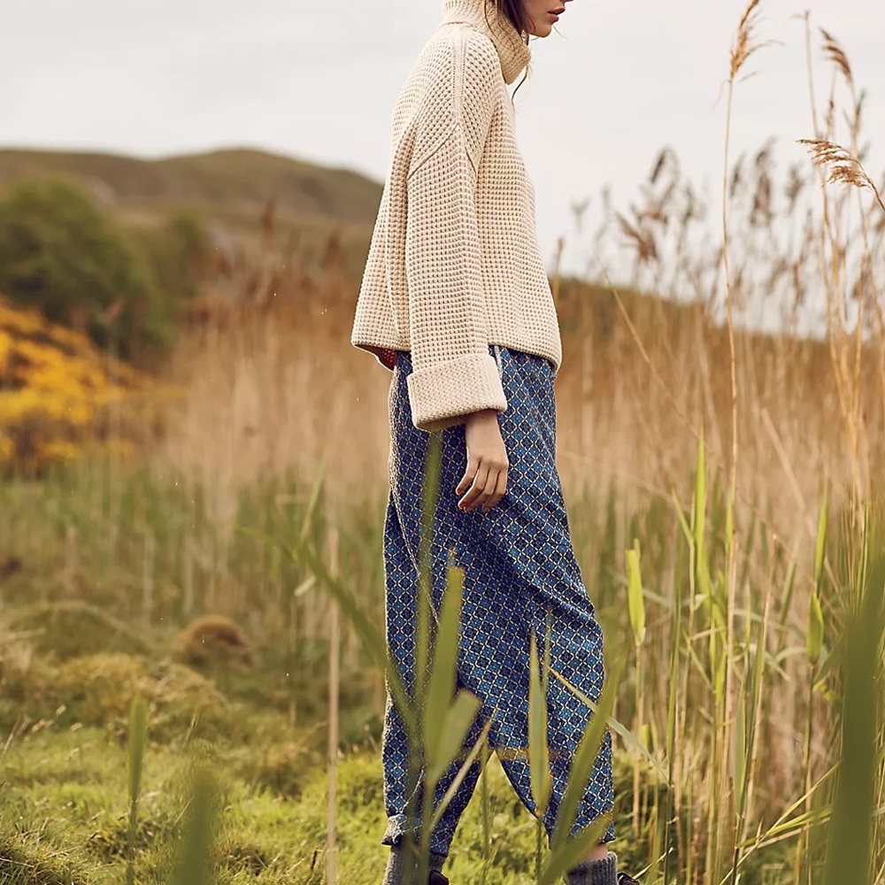 Free People Blue Patterned Drawstring Joggers - Picture 4 of 4